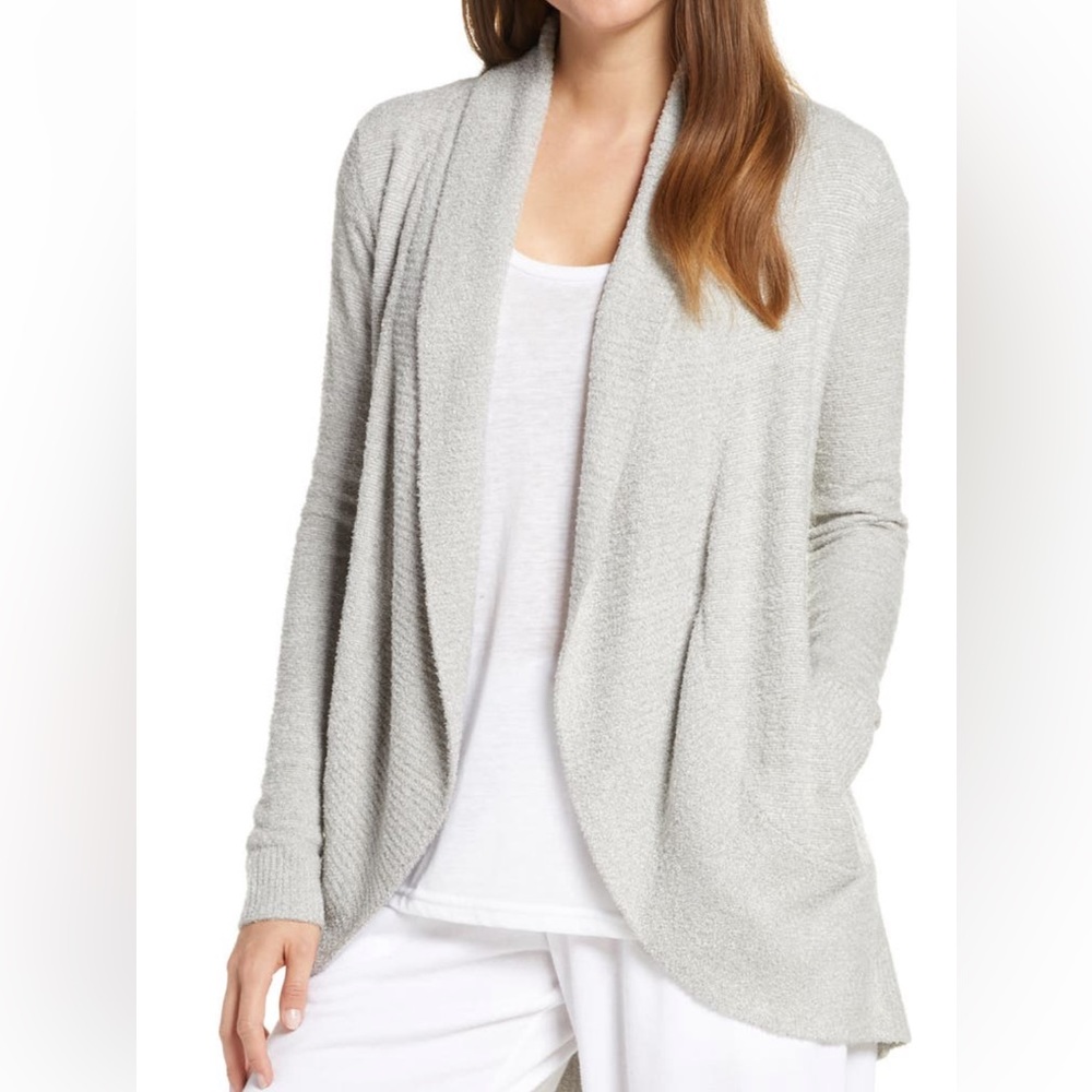 Barefoot dreams cozychic lite sweater in Pewter/Pearl. Size M. Lightly used.